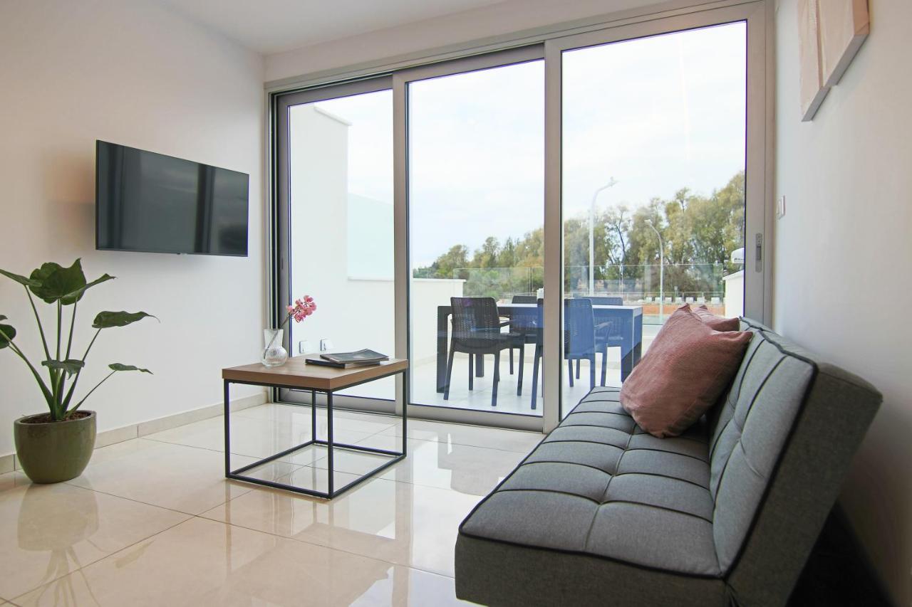 Phaedrus Living - Seaside Luxury Flat Harbour 103 Lägenhet Paphos Exteriör bild